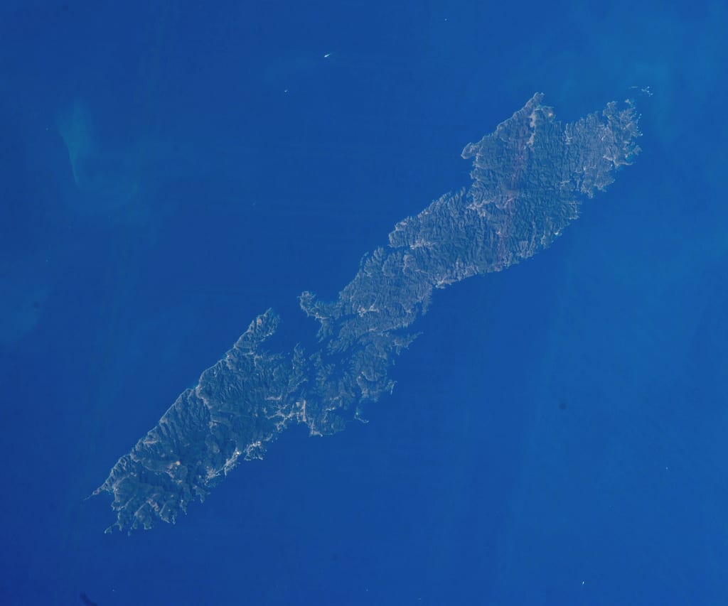 Imagem áerea da ilha de Tsushima