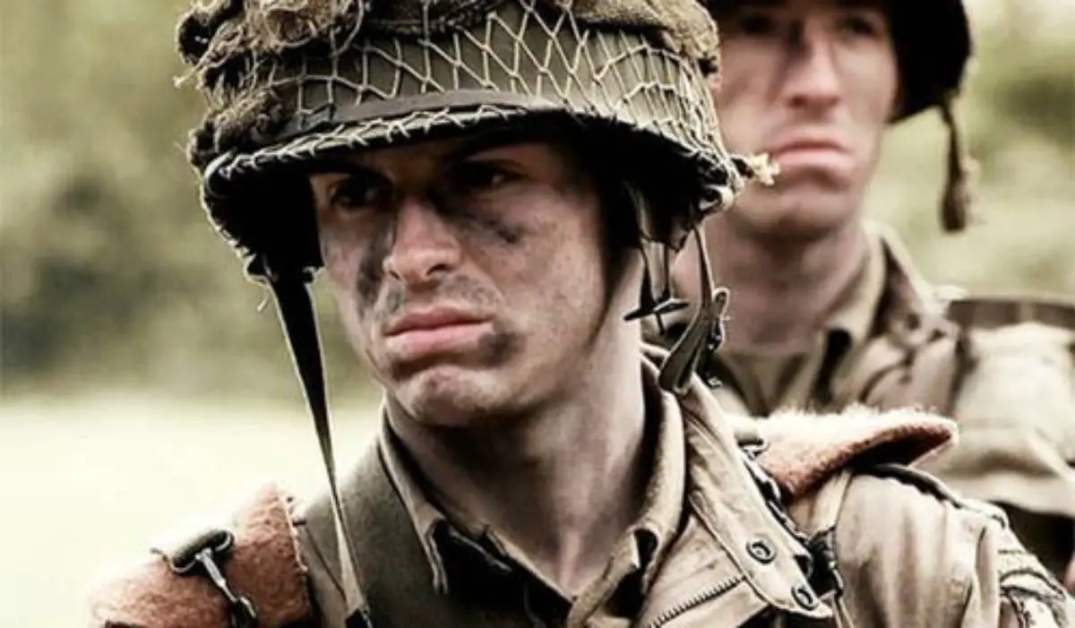 Andrew Scott - Herois de Guerra